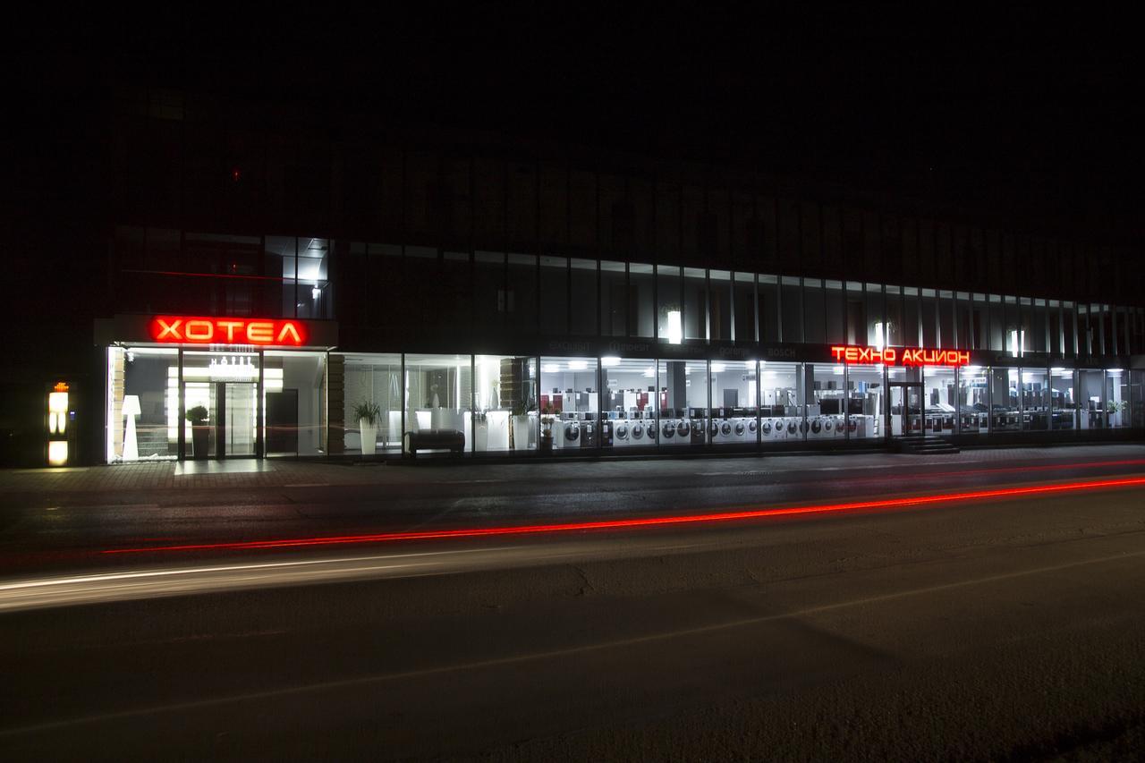 Acktion Deluxe Shumen Exterior foto