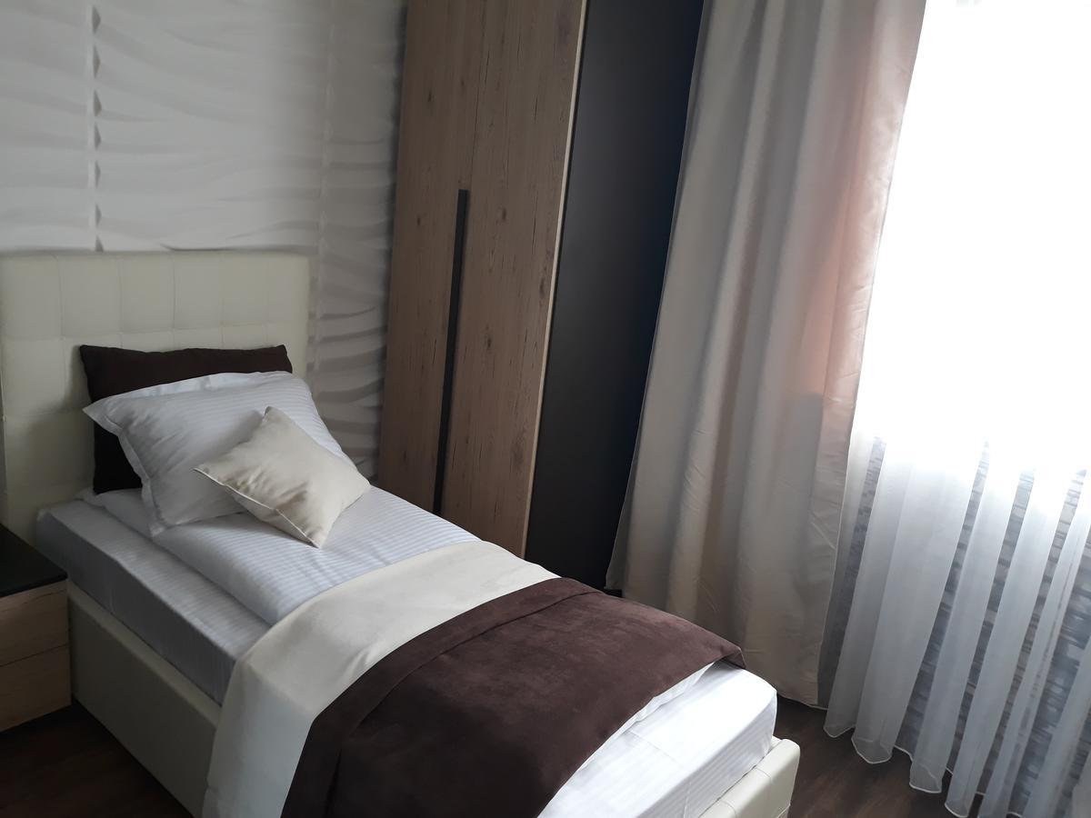 Acktion Deluxe Shumen Exterior foto