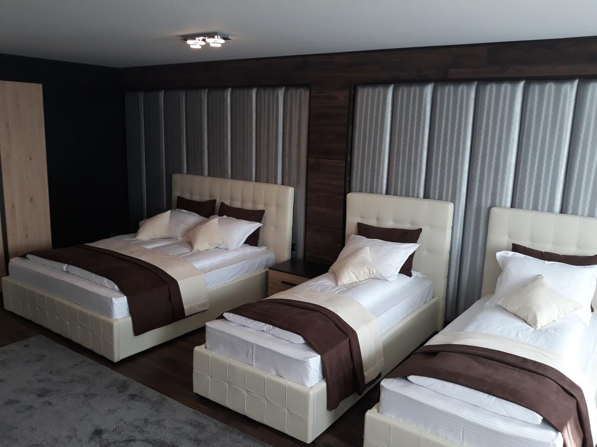 Acktion Deluxe Shumen Exterior foto