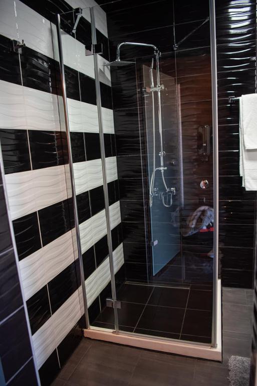 Acktion Deluxe Shumen Exterior foto